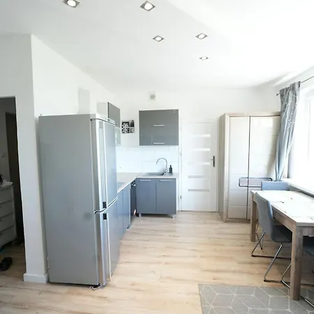 Gdynska 5 *
